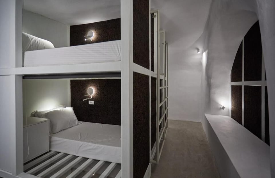 Bed in 8-Bed Male Dormitory Room | Free WiFi