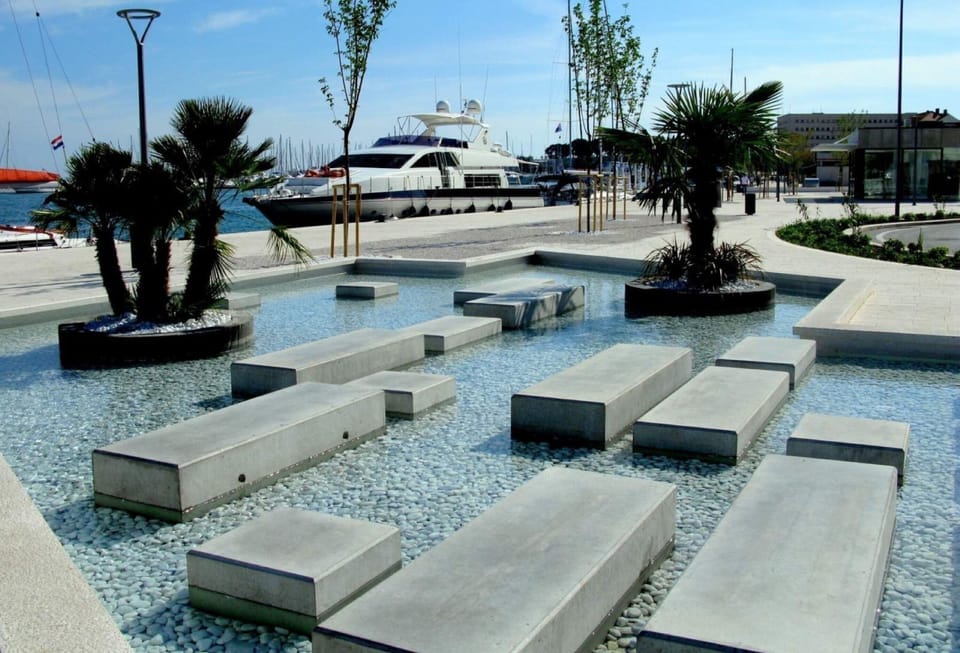 West side coast promenade