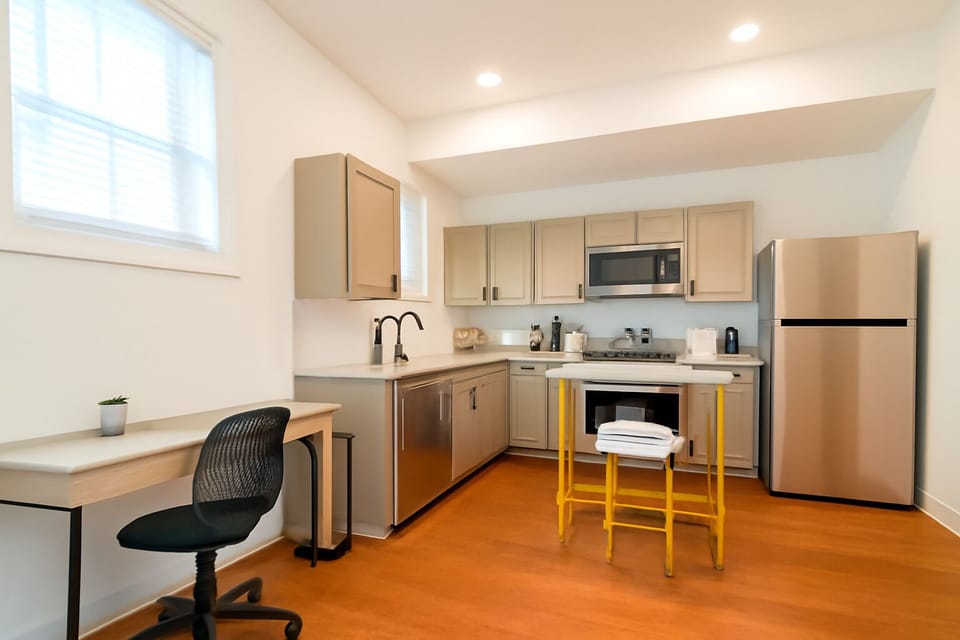 Bright and functional space ideal for home-cooked meals.