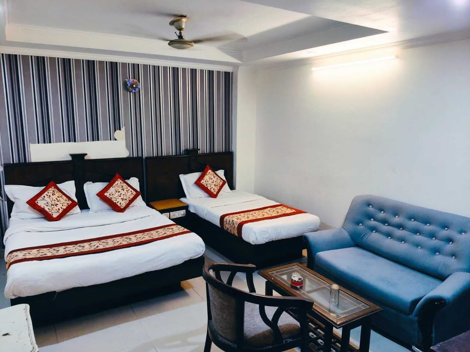 Comfort Triple Room, City View | Free WiFi, bed sheets