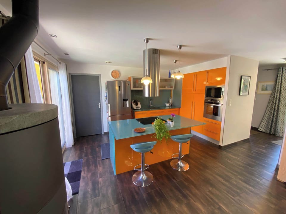 House | 3 bedrooms, Internet