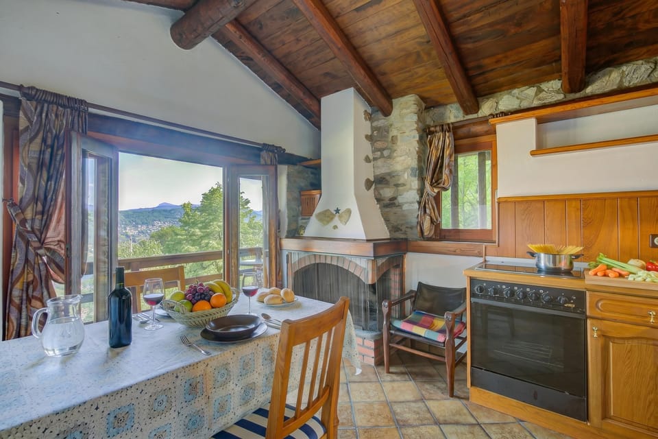 Standard House, 1 Bedroom, Balcony, Mountainside (La Capannina) | Private kitchen