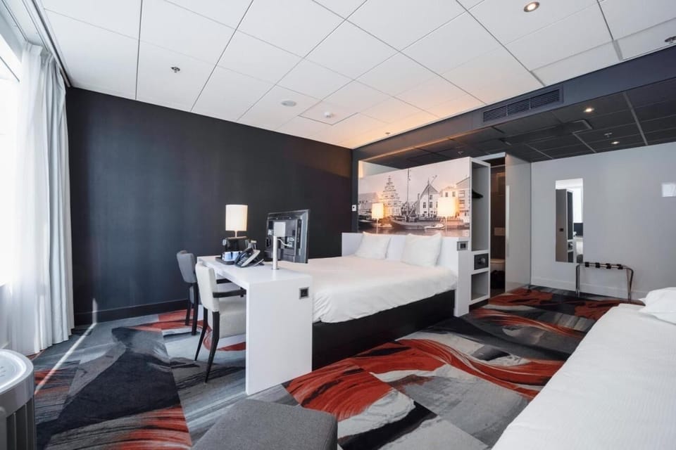 Unwind in crisp linens with bold design and space.