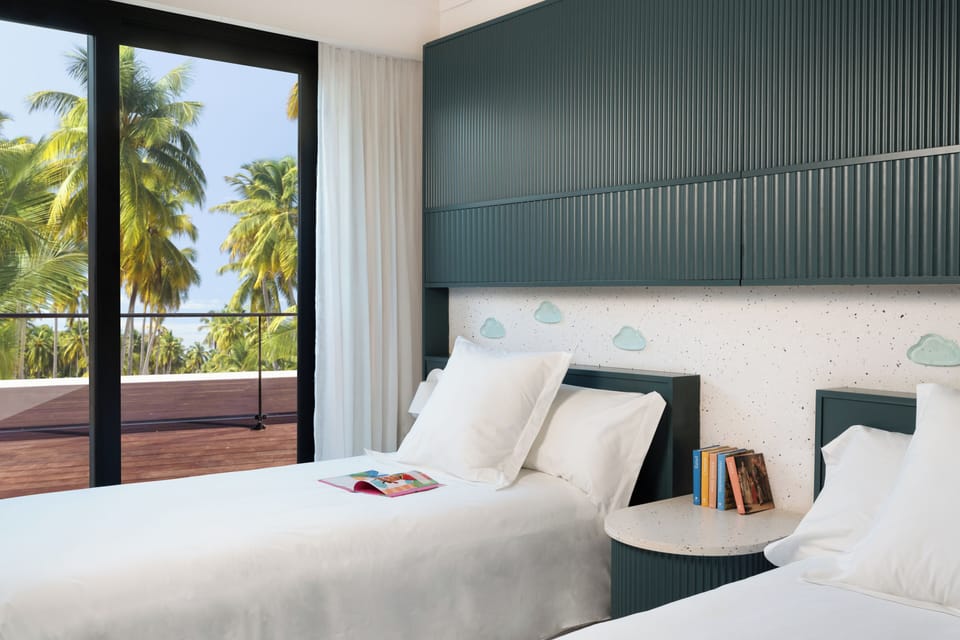 Premium bedding, down comforters, minibar (some free items)