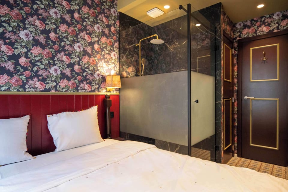 Basic Double Room | Free WiFi
