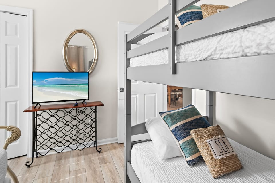 Bunk room