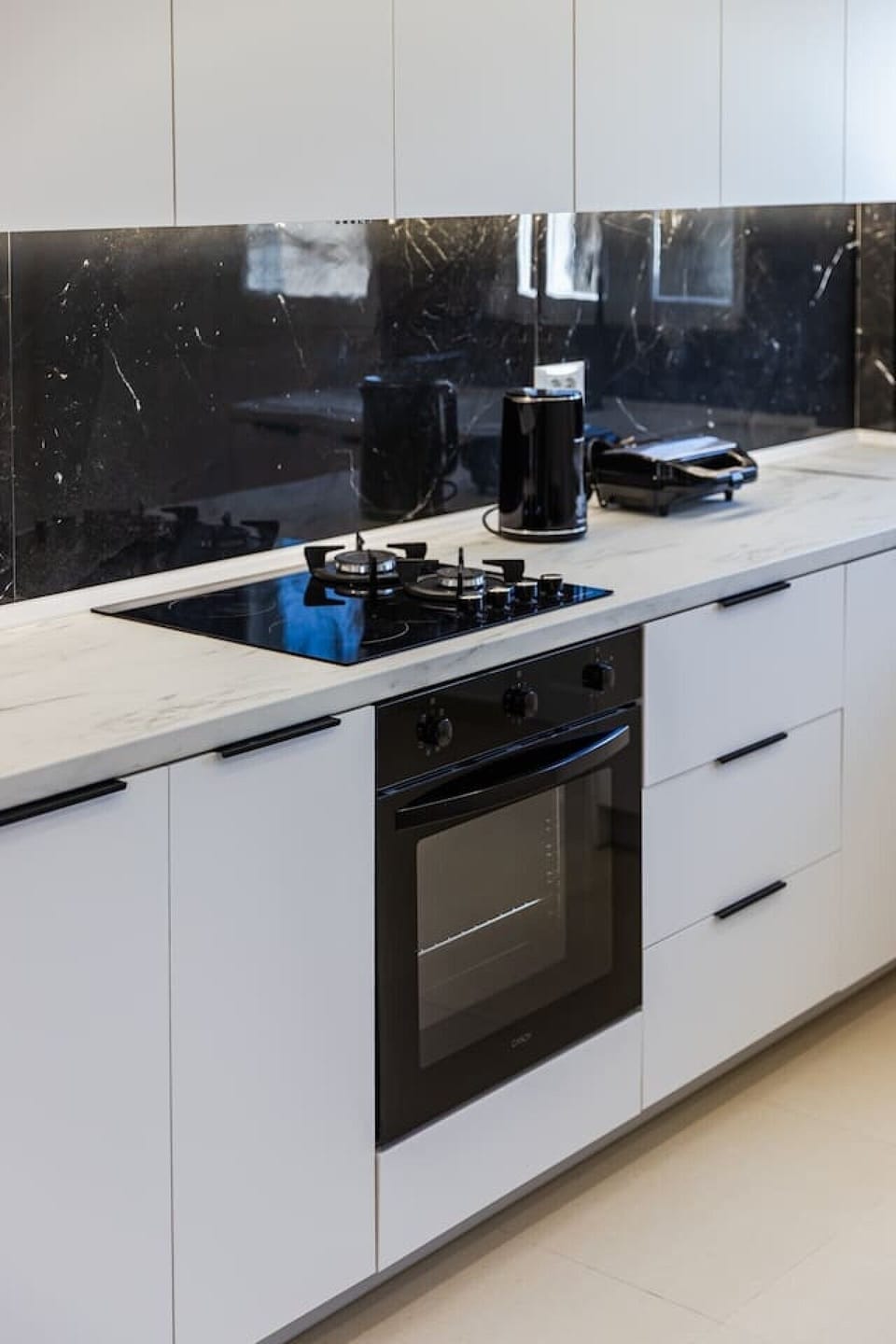 Fully-equipped kitchen details