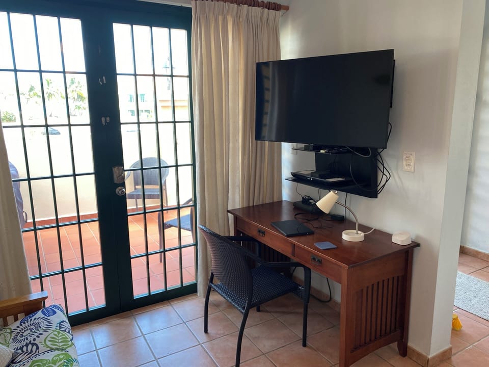 Family/Office room - TV & Desk