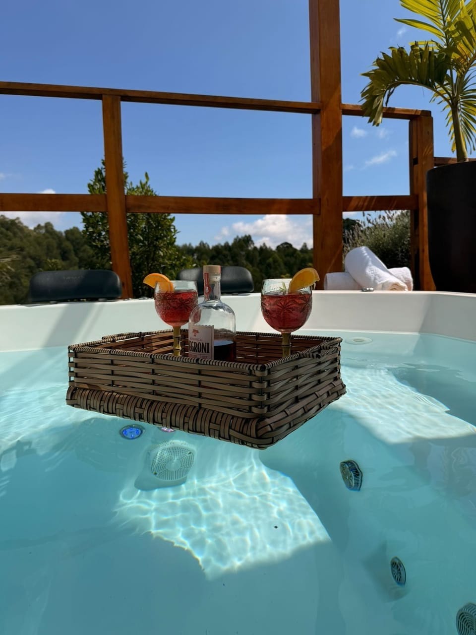 Outdoor spa tub
