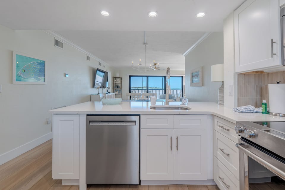 Kitchen Views Worth Waking Up For!