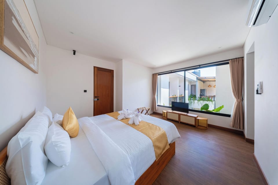 Deluxe Room | In-room safe, soundproofing, iron/ironing board, free WiFi
