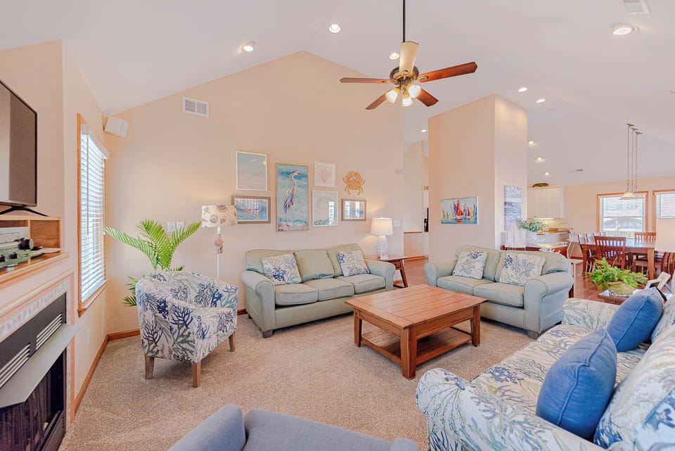 Top Level Living Area