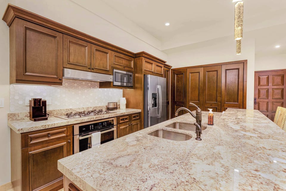 Fully equipped kitchen for your stay.