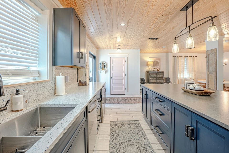 Upgraded, modern kitchen