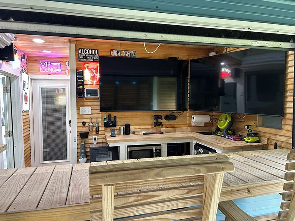 Two 65' TV's with multi full access streaming devices. Watch UFC/Games in demand