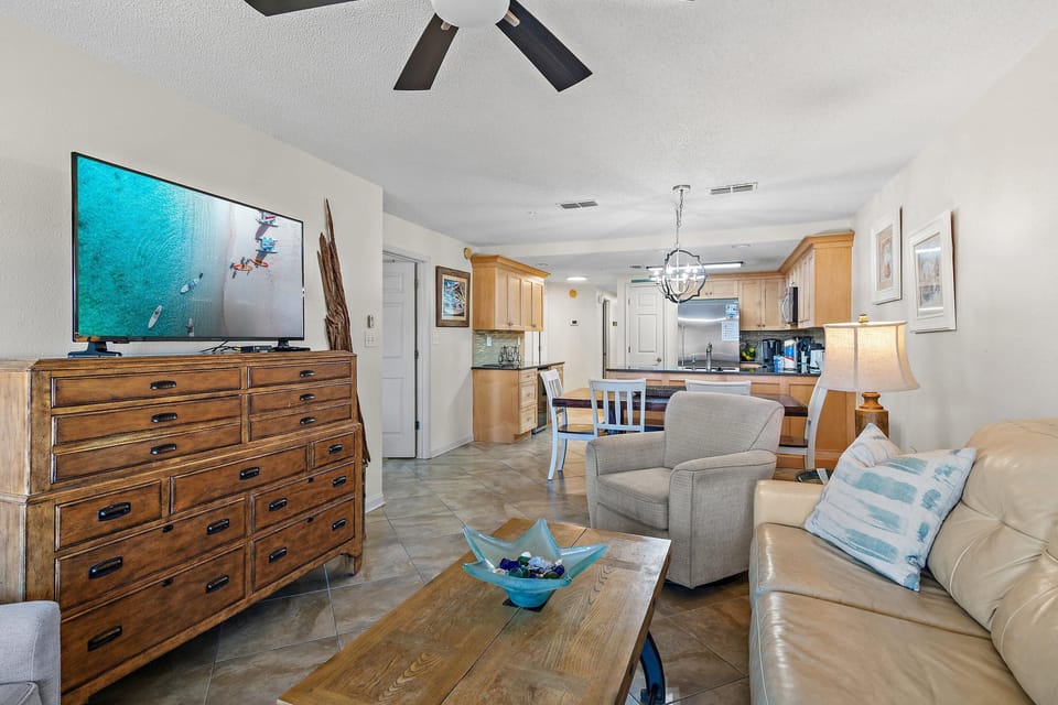 Condo, Multiple Beds (Ciboney 4008) | Living area