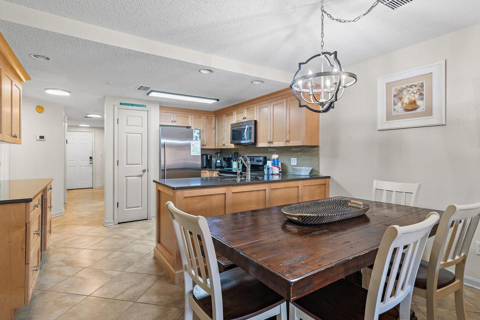 Condo, Multiple Beds (Ciboney 4008) | Dining