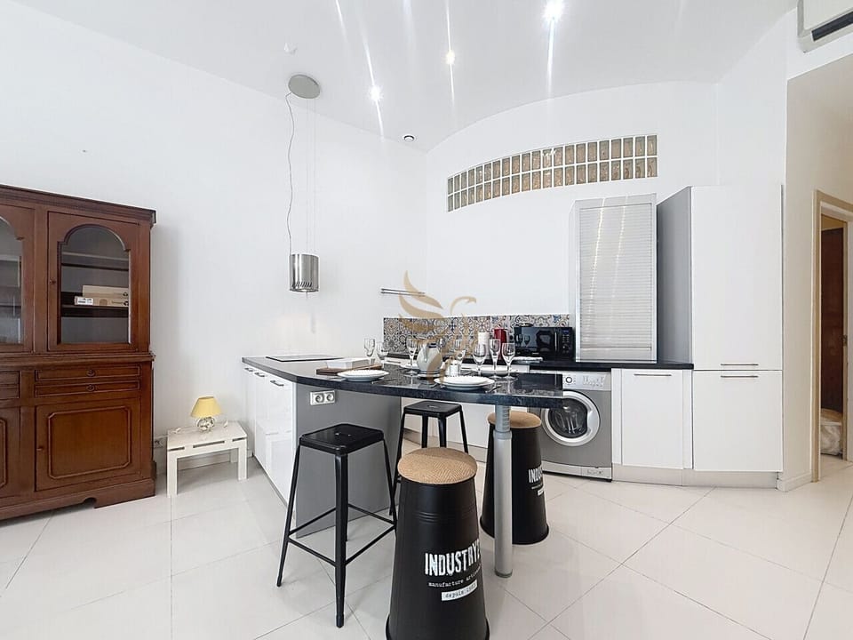 Espace repas convivial attenant