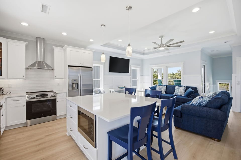 Bright, open kitchen & living area