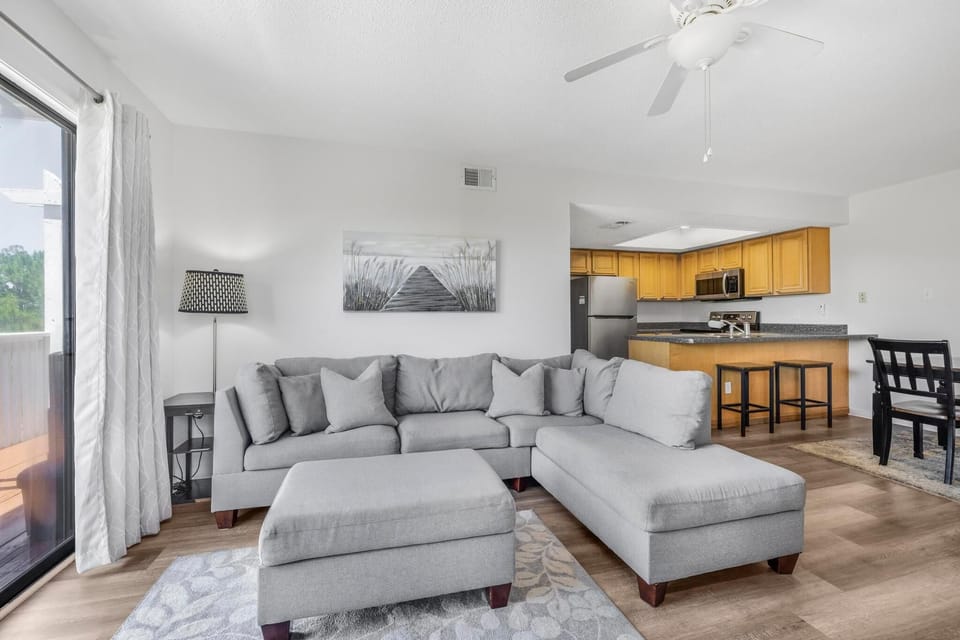 Condo, Multiple Beds (Romar Village 621) | Living area