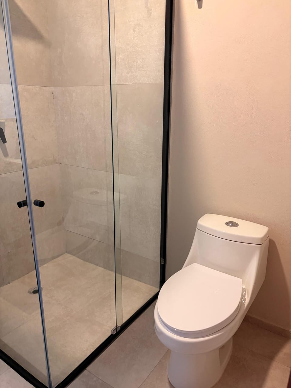 Classic Studio | Bathroom | Shower, towels, soap, shampoo