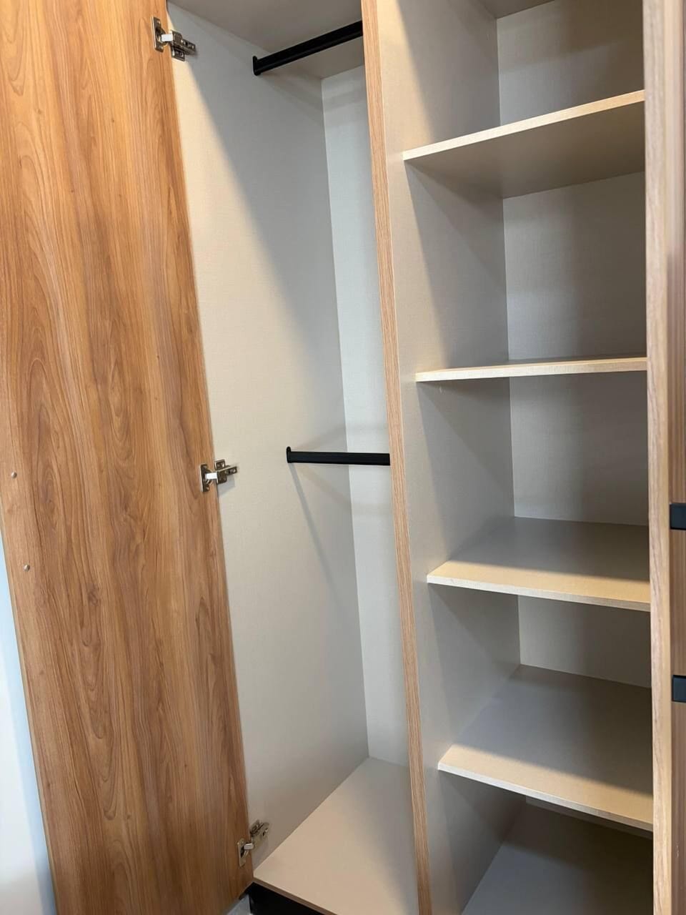 Classic Studio | Laptop workspace, free WiFi, bed sheets