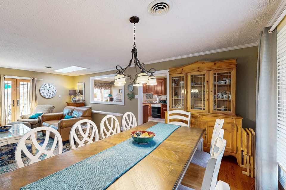House, Multiple Beds (Smith Mountain Bliss) | 4 bedrooms, individually decorated, individually furnished, bed sheets