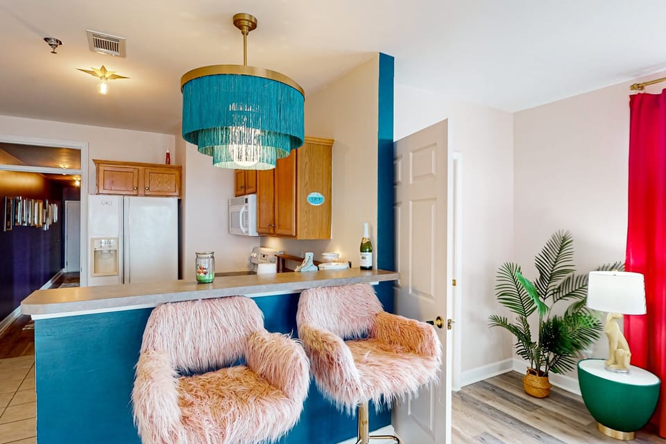 Condo, Multiple Beds, Pool Access (Chic Waters) | Interior