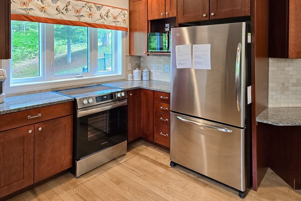 House, Multiple Beds (Osprey Cove) | Private kitchen