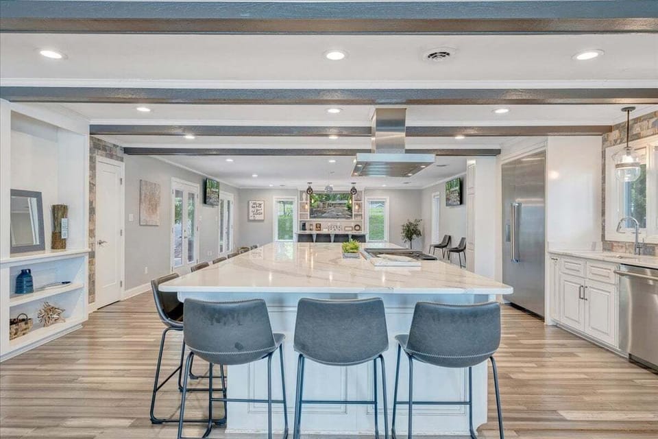 House, Multiple Beds, Patio, Mountain View (Cove Retreat) | Interior
