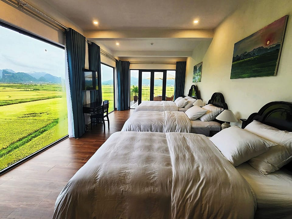 Family Double or Twin Room, Balcony, Mountain View | Desk, free WiFi