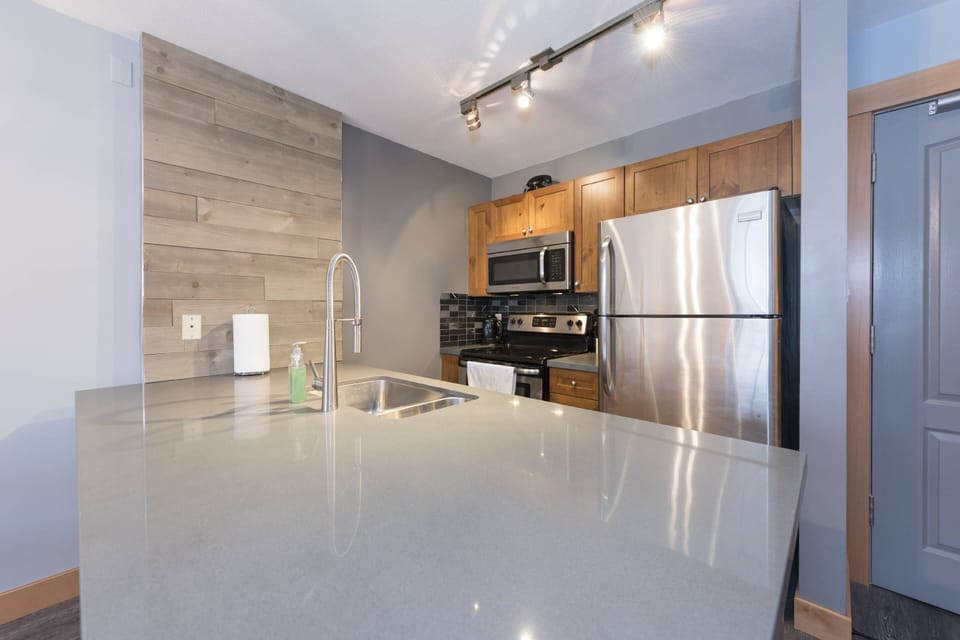 Over sized island counter top