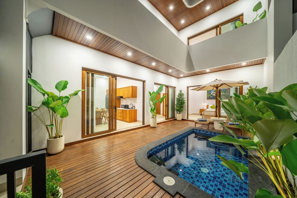 Private pool