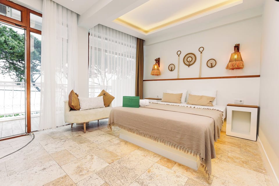 Luxury Double Room, Sea View | Free WiFi