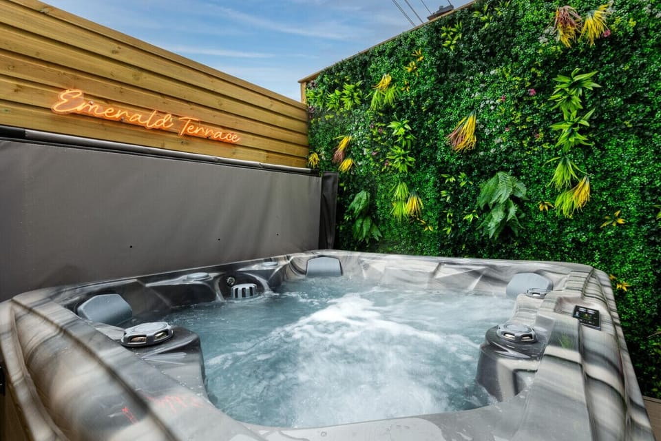 Hot Tub