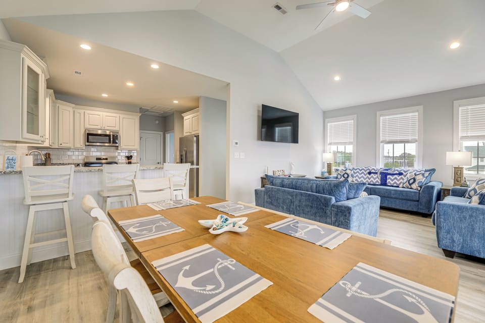 Living Space | 2nd Level