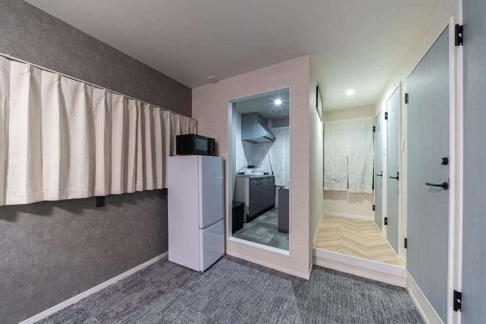 Basic Apartment | Living area
