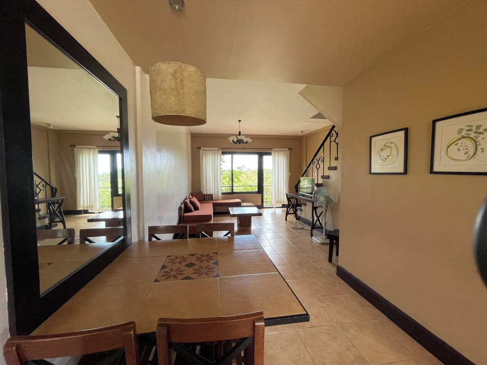 Deluxe Villa | Desk, free WiFi, bed sheets