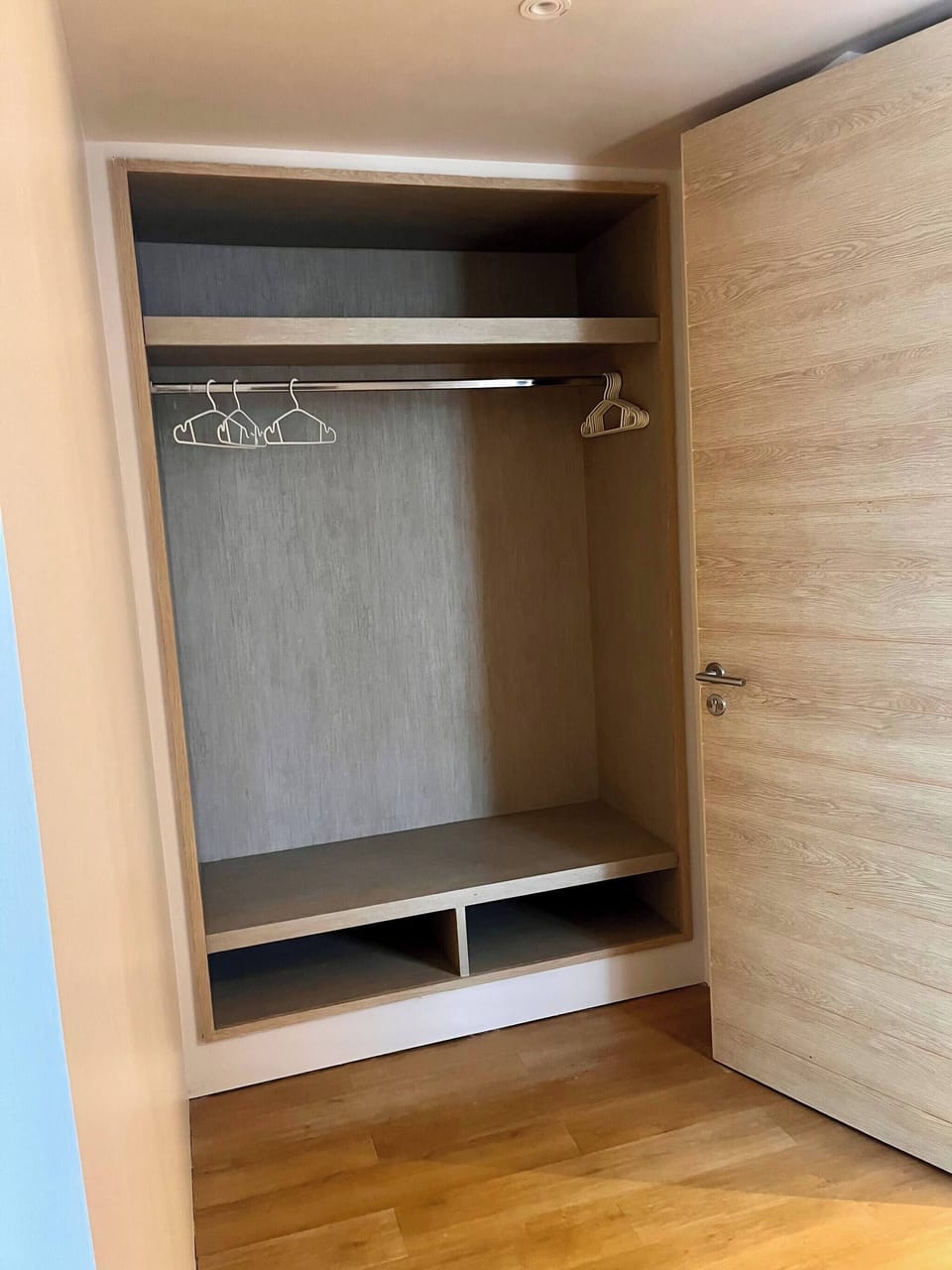 Apartment, 1 Bedroom, Smoking, Balcony | Interior