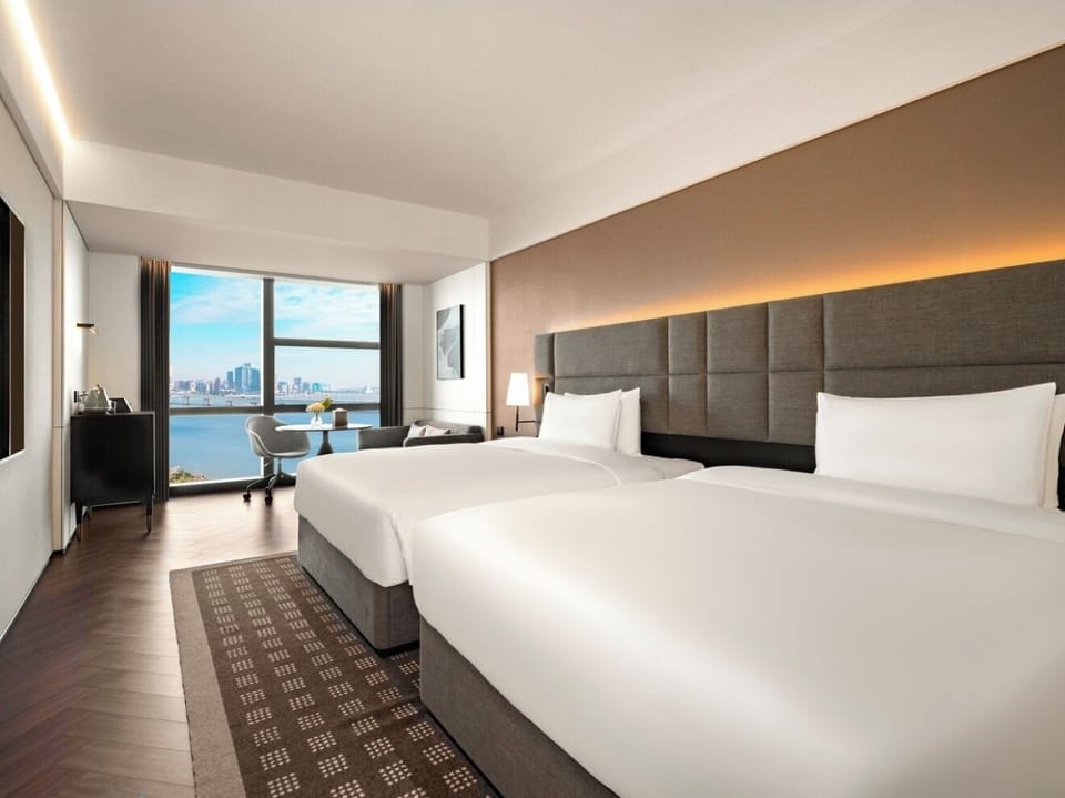 Elite Twin Room | Premium bedding, pillowtop beds, minibar (free items), desk
