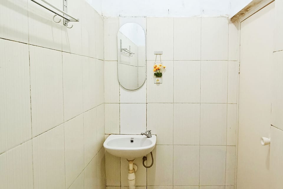 Deluxe Double Room | Bathroom | Towels