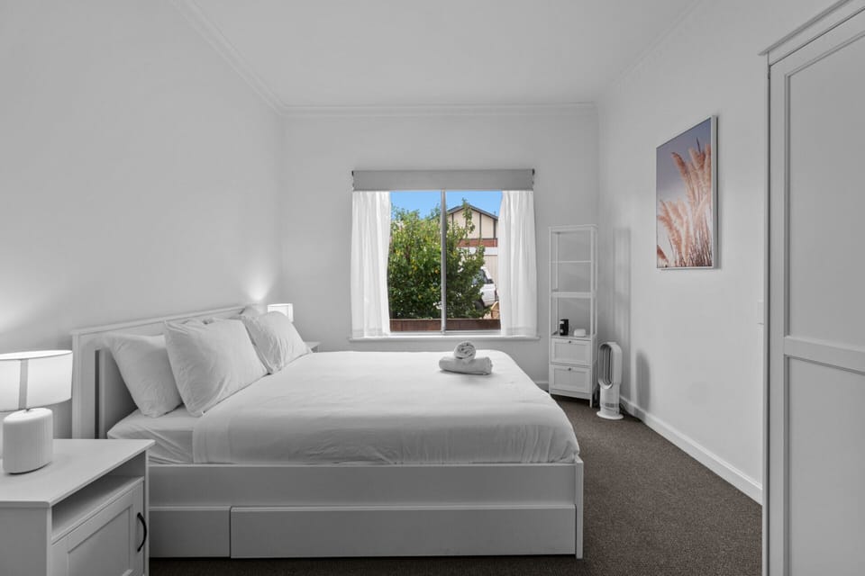 Spacious 3-bed Home in Payneham South Apartment in Adelaide