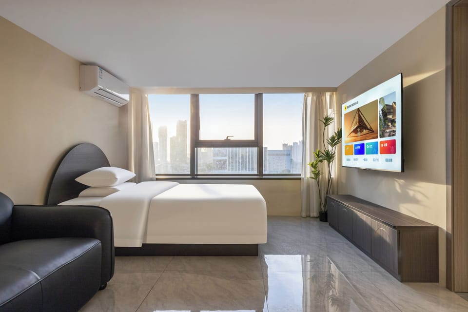 Family Double or Twin Room, City View | Desk, laptop workspace, free WiFi