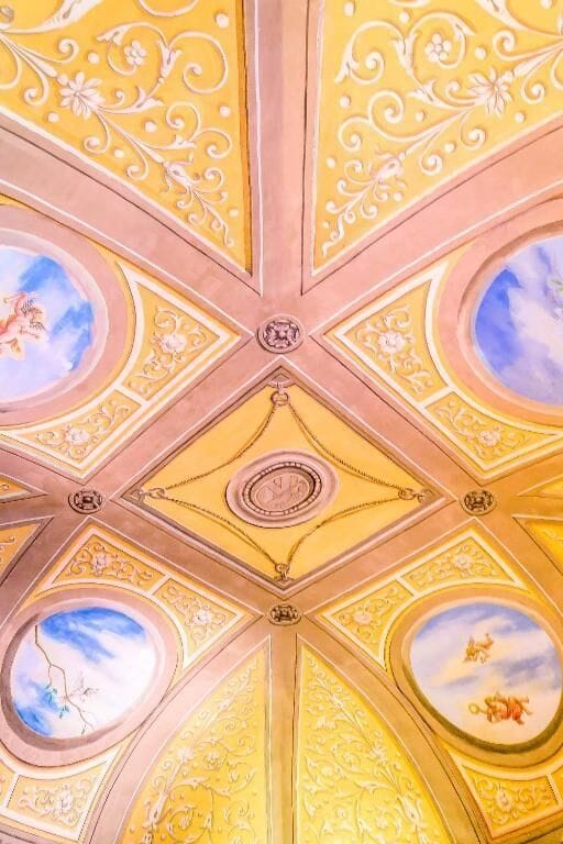 Suite, Garden View | Interior detail