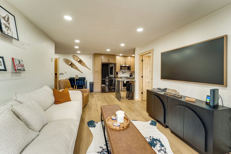 Apartment (2 Bedrooms) | Front of property