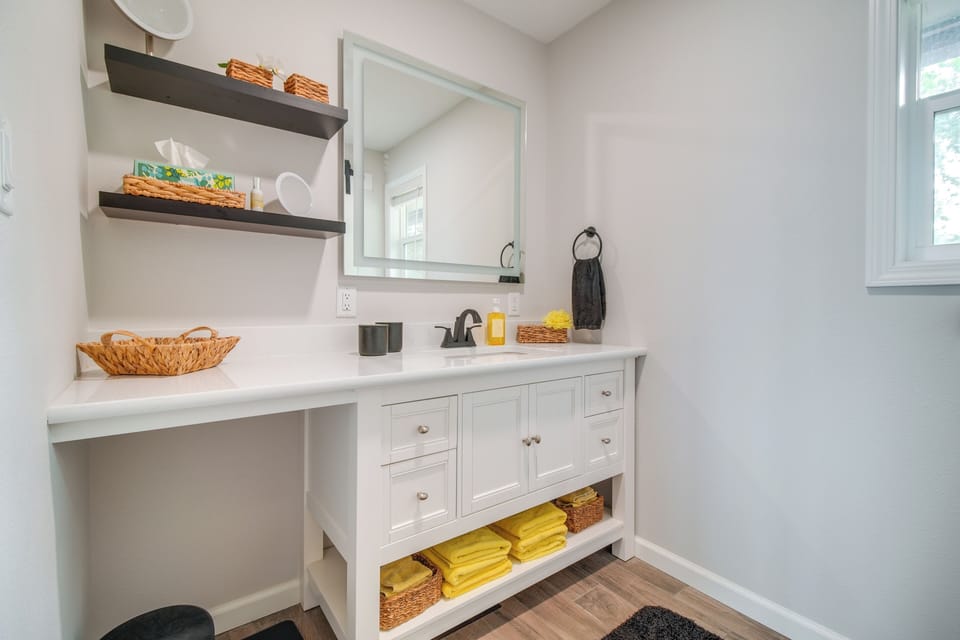 Apartment (1 Bedroom) | Interior