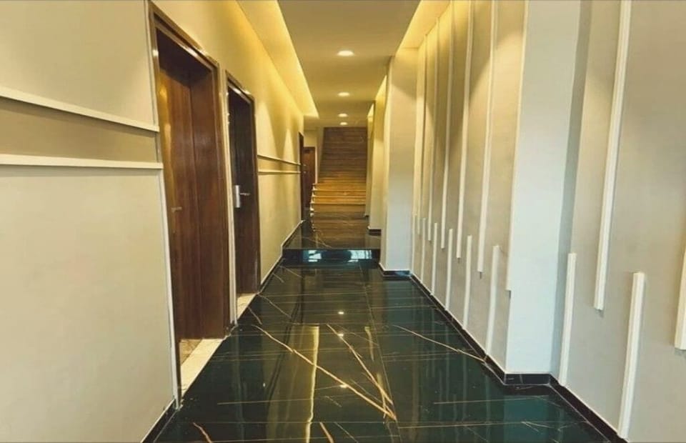 Glitz Hotel Beverly- US Consulate Kurla Hotel in Mumbai
