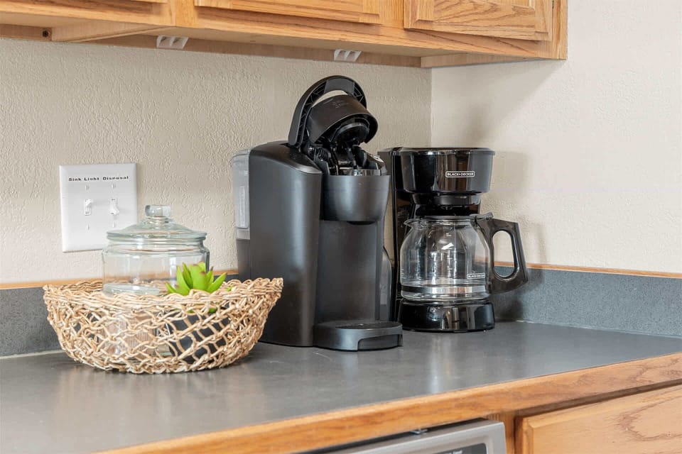Condo, Multiple Beds, Patio, Garden View (193 Avondale Dr 90-2) | Coffee and/or coffee maker