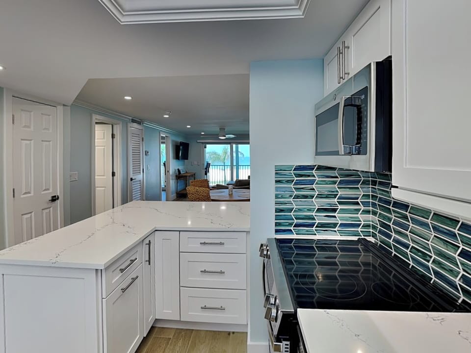 Fully Equipped Kitchen with Stainless Steel Appliances