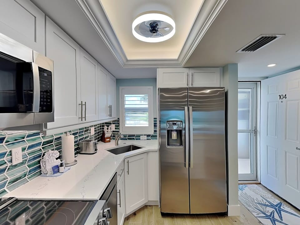 Fully Equipped Kitchen with Stainless Steel Appliances